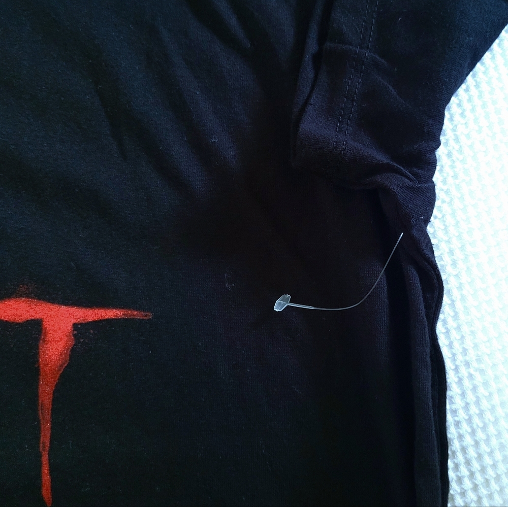 Stephen King's IT🕷 Graphic Tee👕 - NWOT - Picture 6 of 12